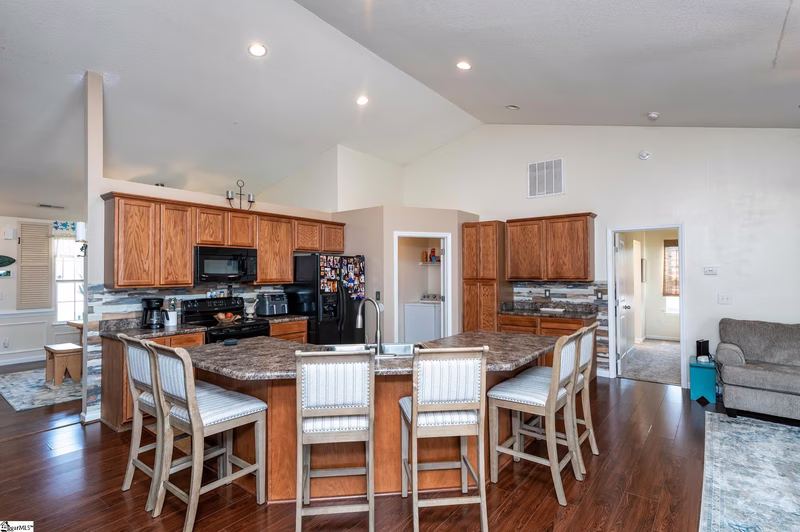 Property image 5 at 113 Kingsdale Court, Simpsonville, SC 29680