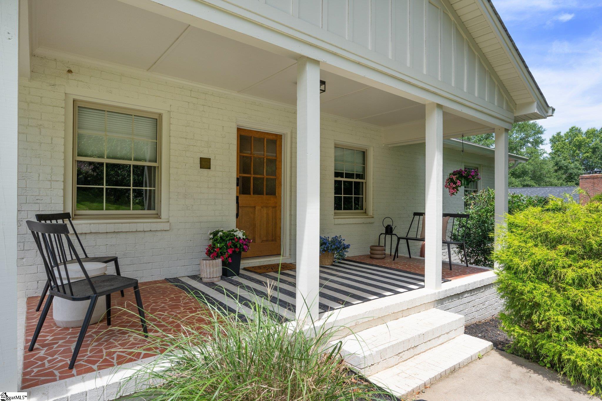 Property image 3 of 227 Donington Drive in Kingsgate, Greenville, SC 29615