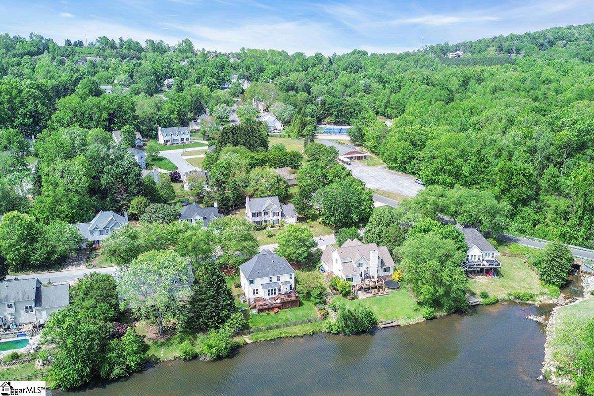 Property image 3 of 417 Bright Water Lane in Half Mile Lake, Greenville, SC 29609