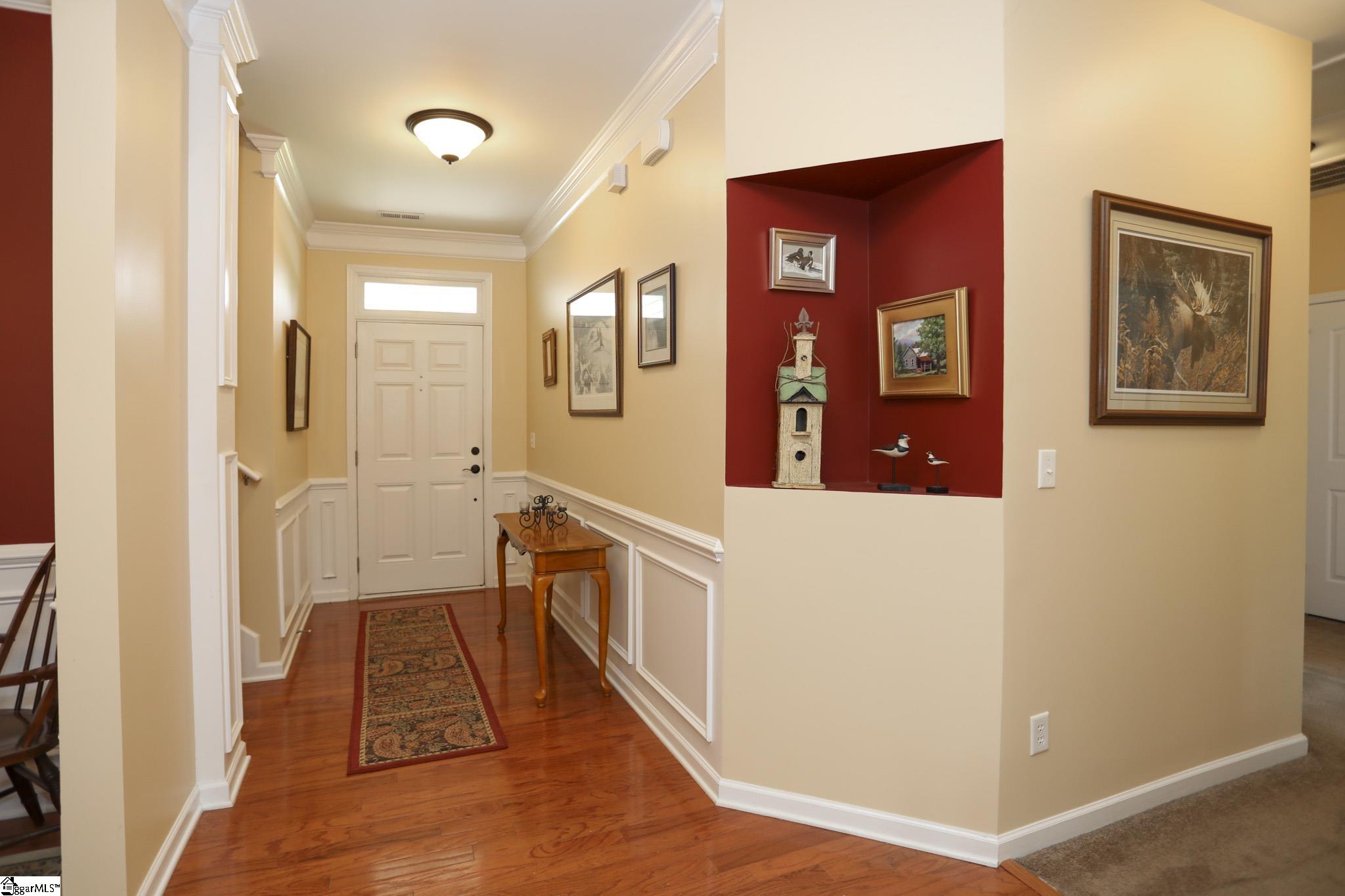 Property image 5 of 406 Millervale Road in Lismore Park, Greer, SC 29650