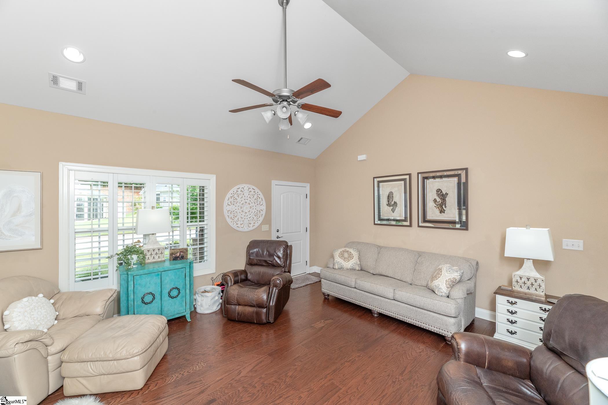 Property image 5 of 74 Hillsborough Drive in Crayton Hall, Anderson, SC 29621