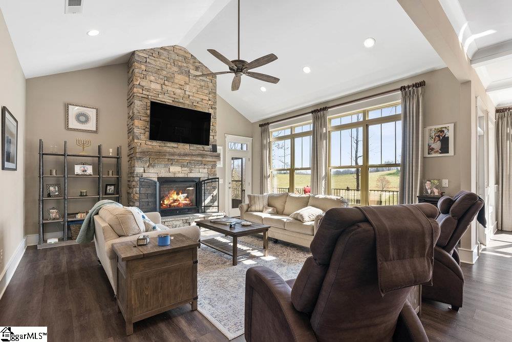 Property image 5 of 220 Lord Byron Lane in The Summit at Cherokee Valley, Travelers Rest, SC 29690-7212