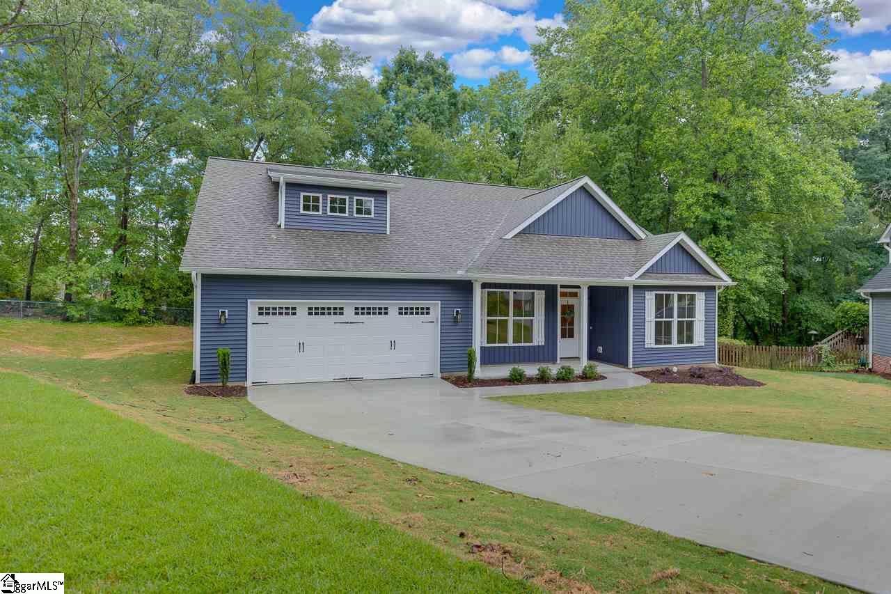 Property image 2 of 117 Cosgrove Lane in Ashley Oaks, Taylors, SC 29687