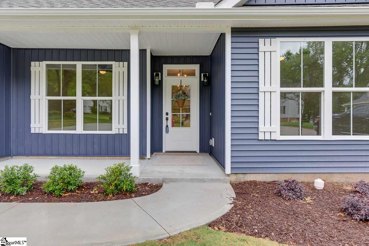 Property image 4 of 117 Cosgrove Lane in Ashley Oaks, Taylors, SC 29687