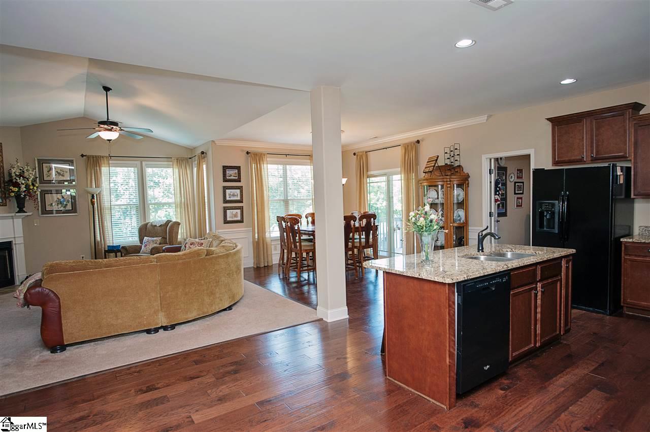 Property image 3 of 18 Rising Meadow Lane in Meadow Breeze, Taylors, SC 29687