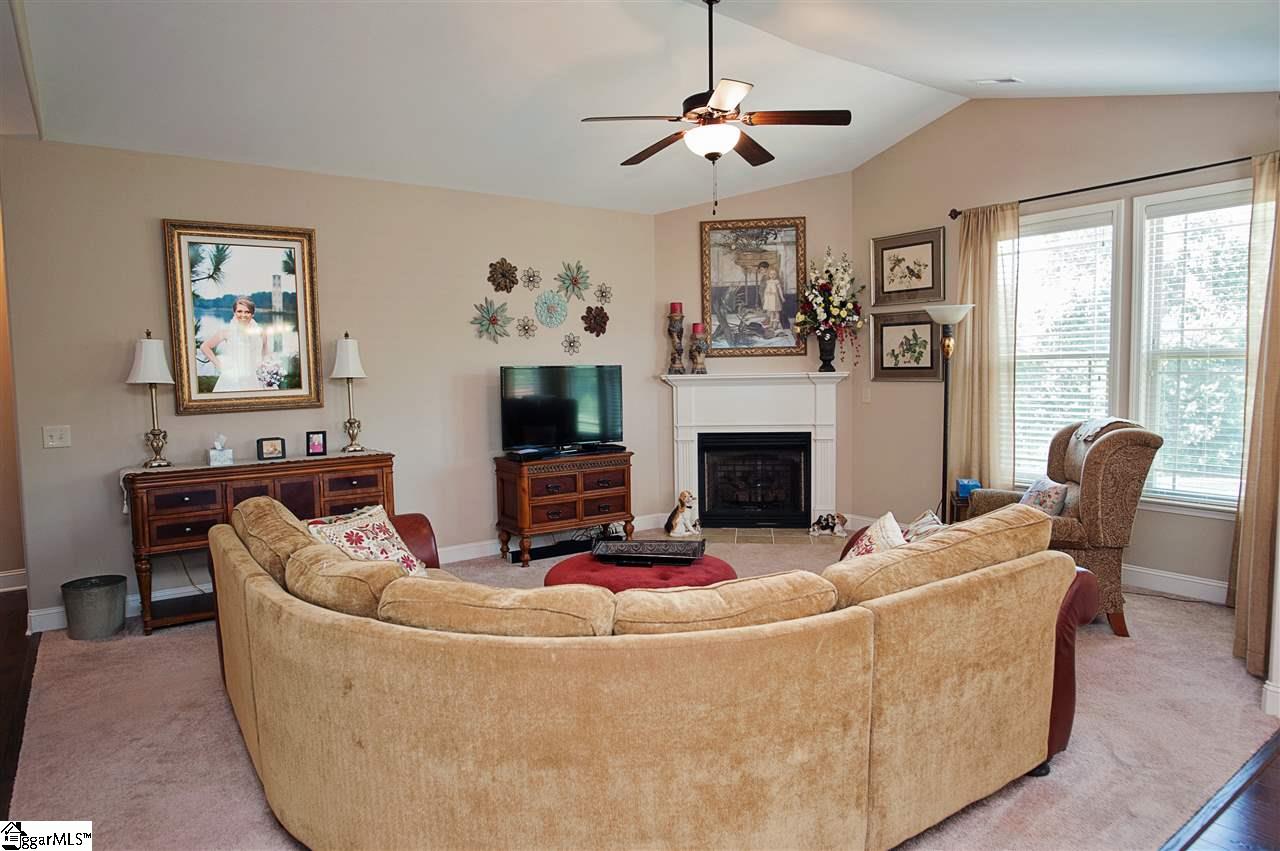 Property image 5 of 18 Rising Meadow Lane in Meadow Breeze, Taylors, SC 29687