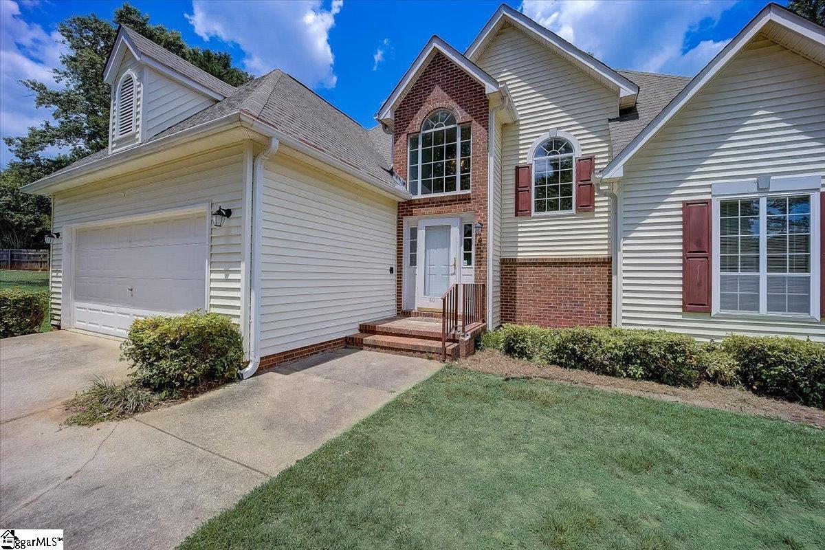 Property image 3 of 407 Lancelot Court in Regency Park, Anderson, SC 29625