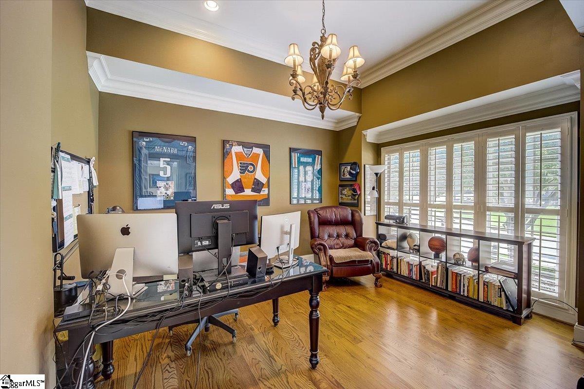 Property image 3 of 209 Glen Abbey Way in Glen Abbey, Greer, SC 29650