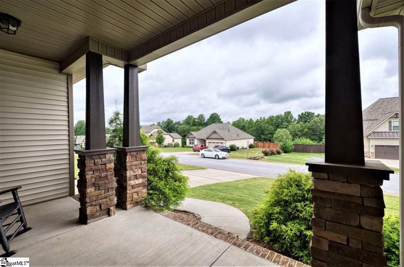 Property image 4 at 9 Rising Meadow Lane, Taylors, SC 29687