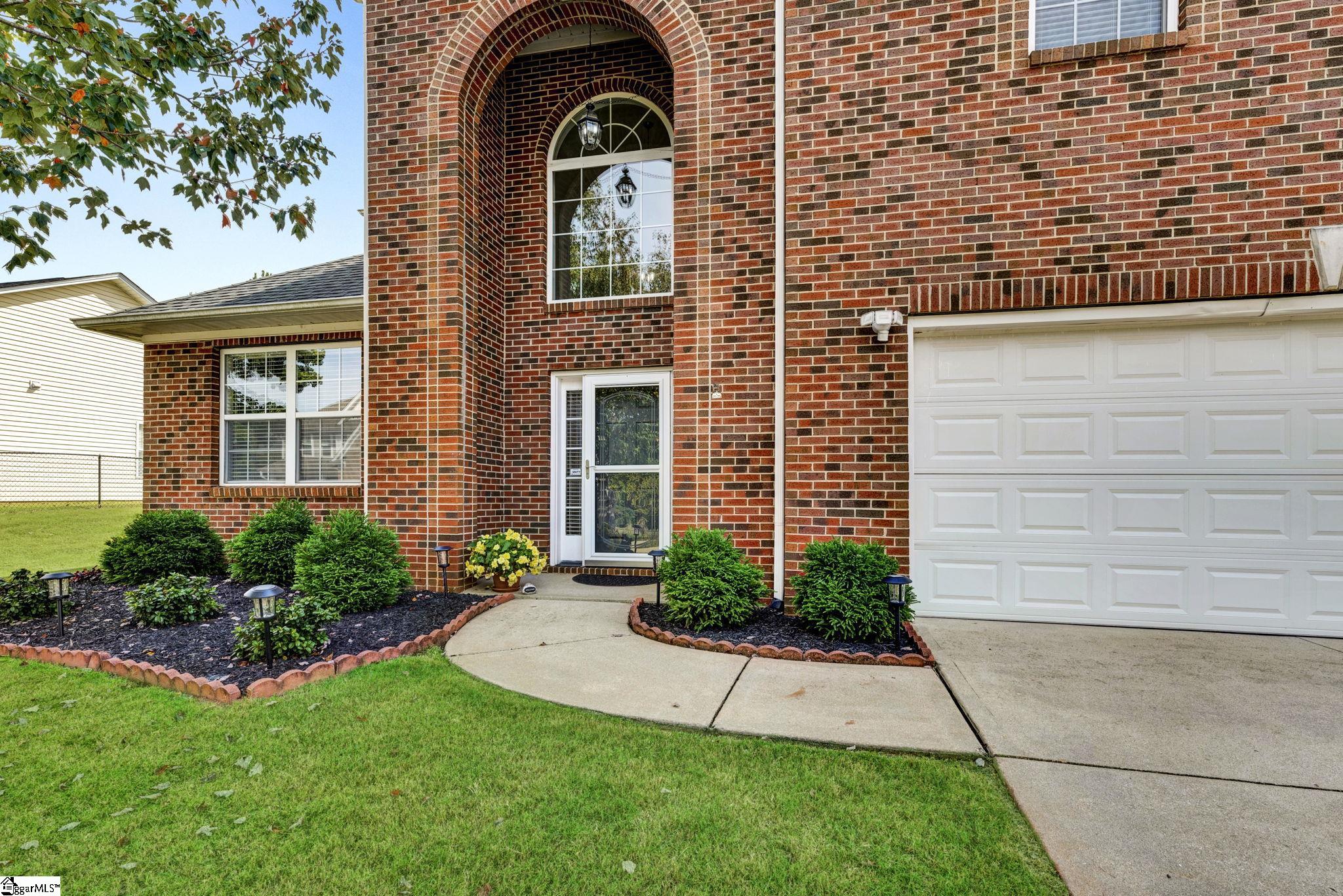 Property image 2 of 109 Cretewood Place in Reid Valley, Taylors, SC 29687-4460
