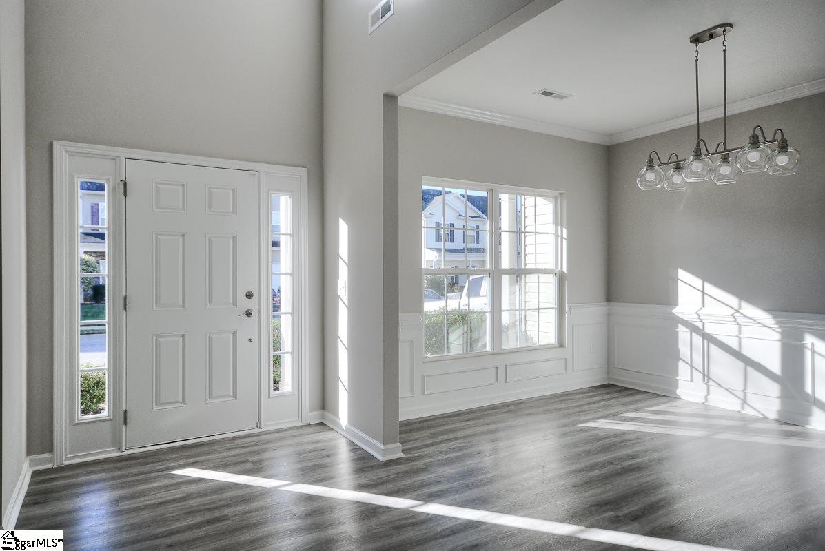 Property image 2 of 612 W Farrell Drive in Reidville Crossing, Woodruff, SC 29388-8437