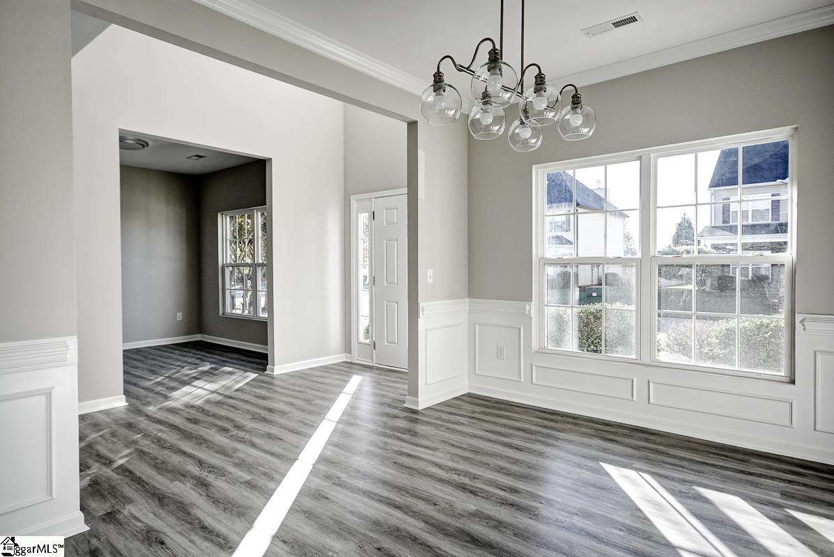 Property image 5 of 612 W Farrell Drive in Reidville Crossing, Woodruff, SC 29388-8437
