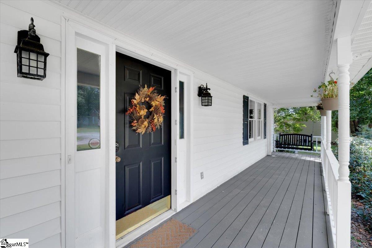Property image 2 of 112 Wyatt Oaks Court in Wyatt Oaks, Easley, SC 29642