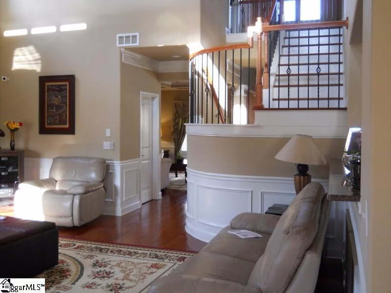 Property image 4 at 19 Rockhampton Drive, Greenville, SC 29607