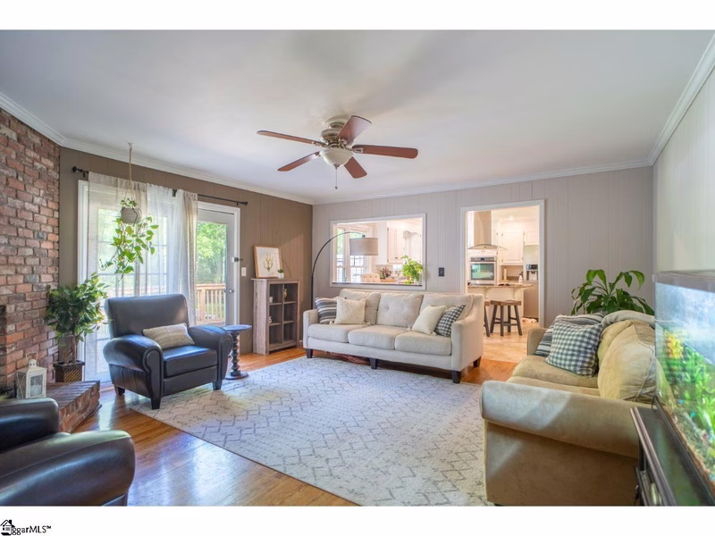 Property image 2 at 119 Andover Road, Greenville, SC 29615