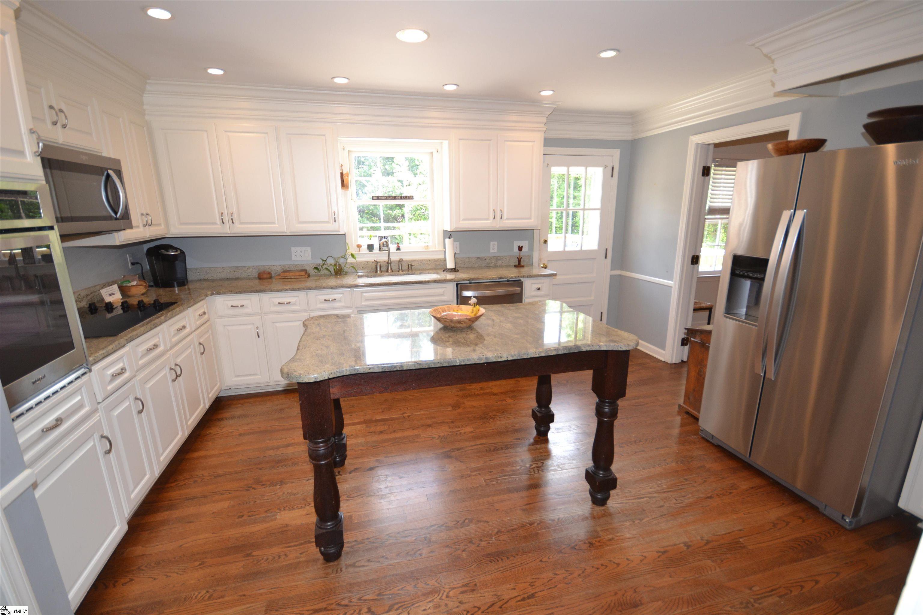 Property image 2 of 104 Lambourn Way in Kingsgate, Greenville, SC 29615