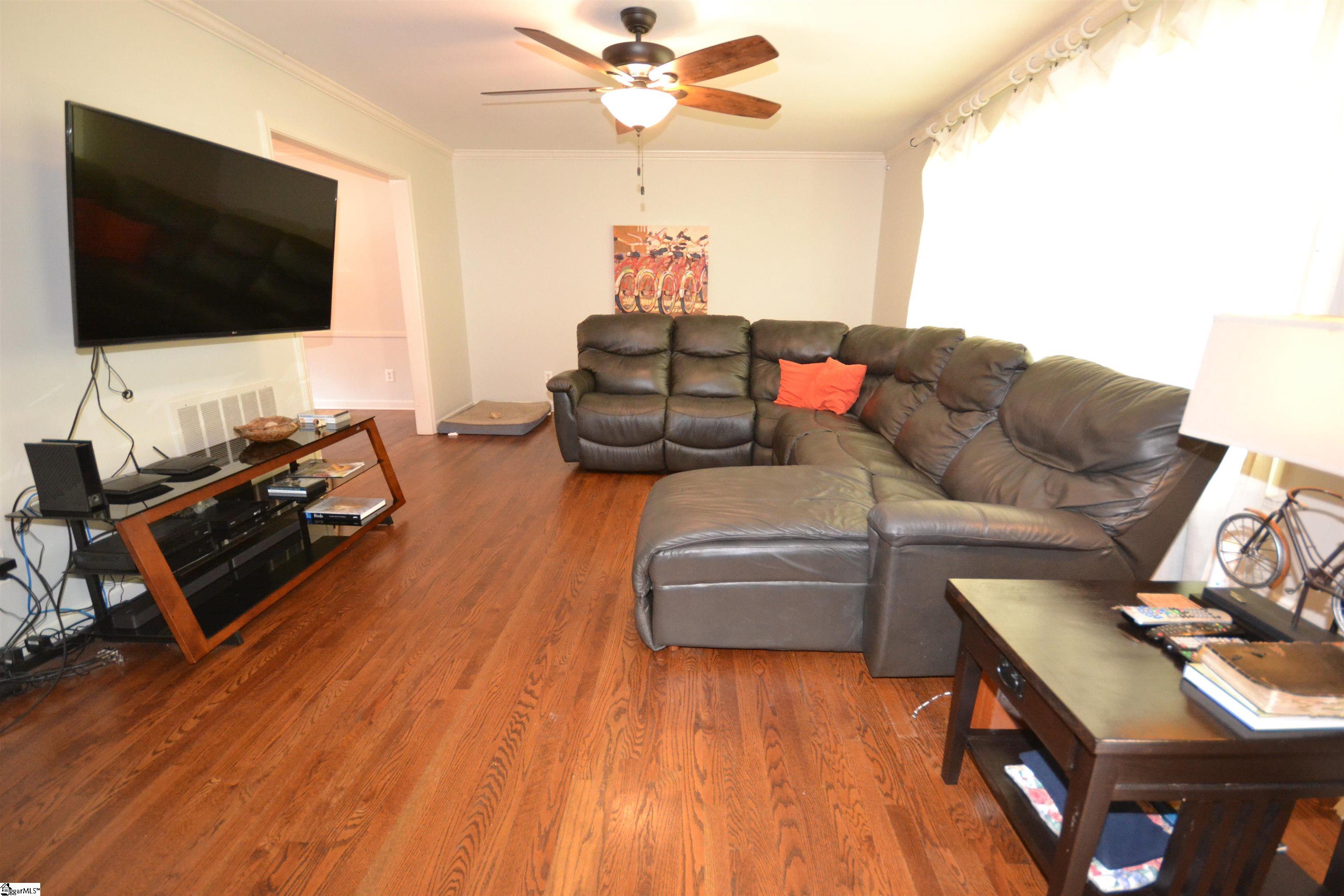 Property image 4 of 104 Lambourn Way in Kingsgate, Greenville, SC 29615