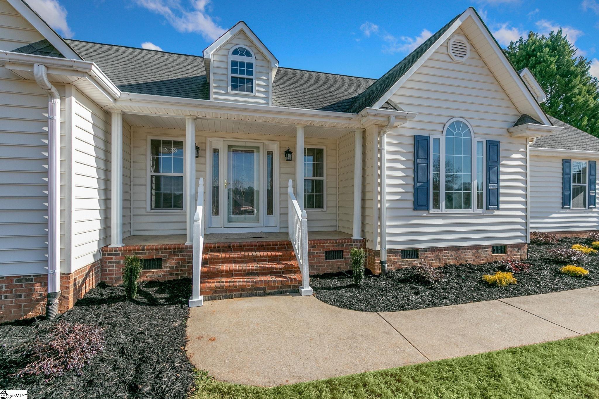 Property image 4 of 12 Silver Meadow Lane in Silver Ridge, Greer, SC 29651