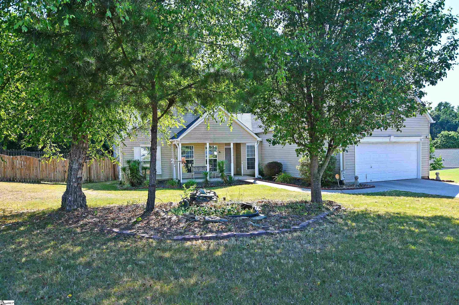 Property image 1 at 317 Oakboro Lane, Simpsonville, SC 29680