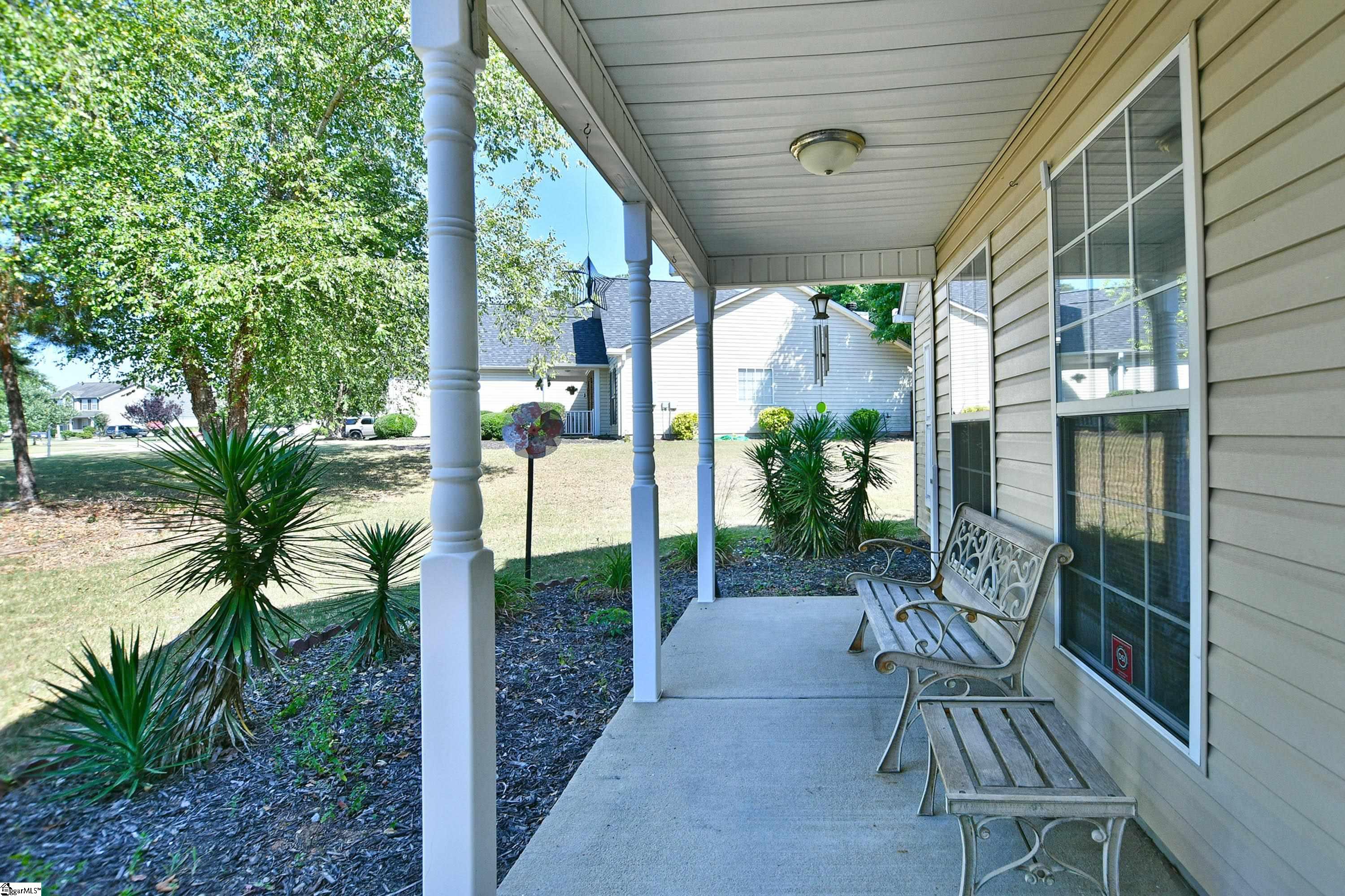 Property image 3 of 317 Oakboro Lane in Autumn Woods, Simpsonville, SC 29680