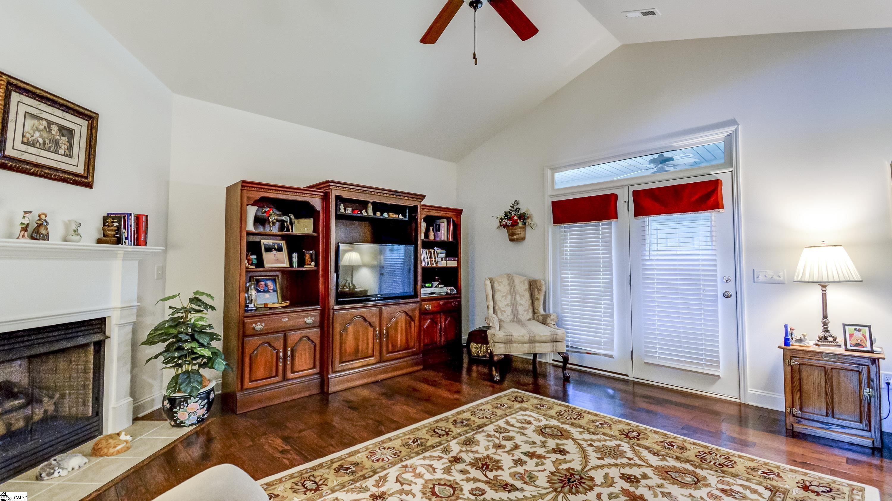 Property image 4 of 42 Rising Meadow Lane in Meadow Breeze, Taylors, SC 29687-7500