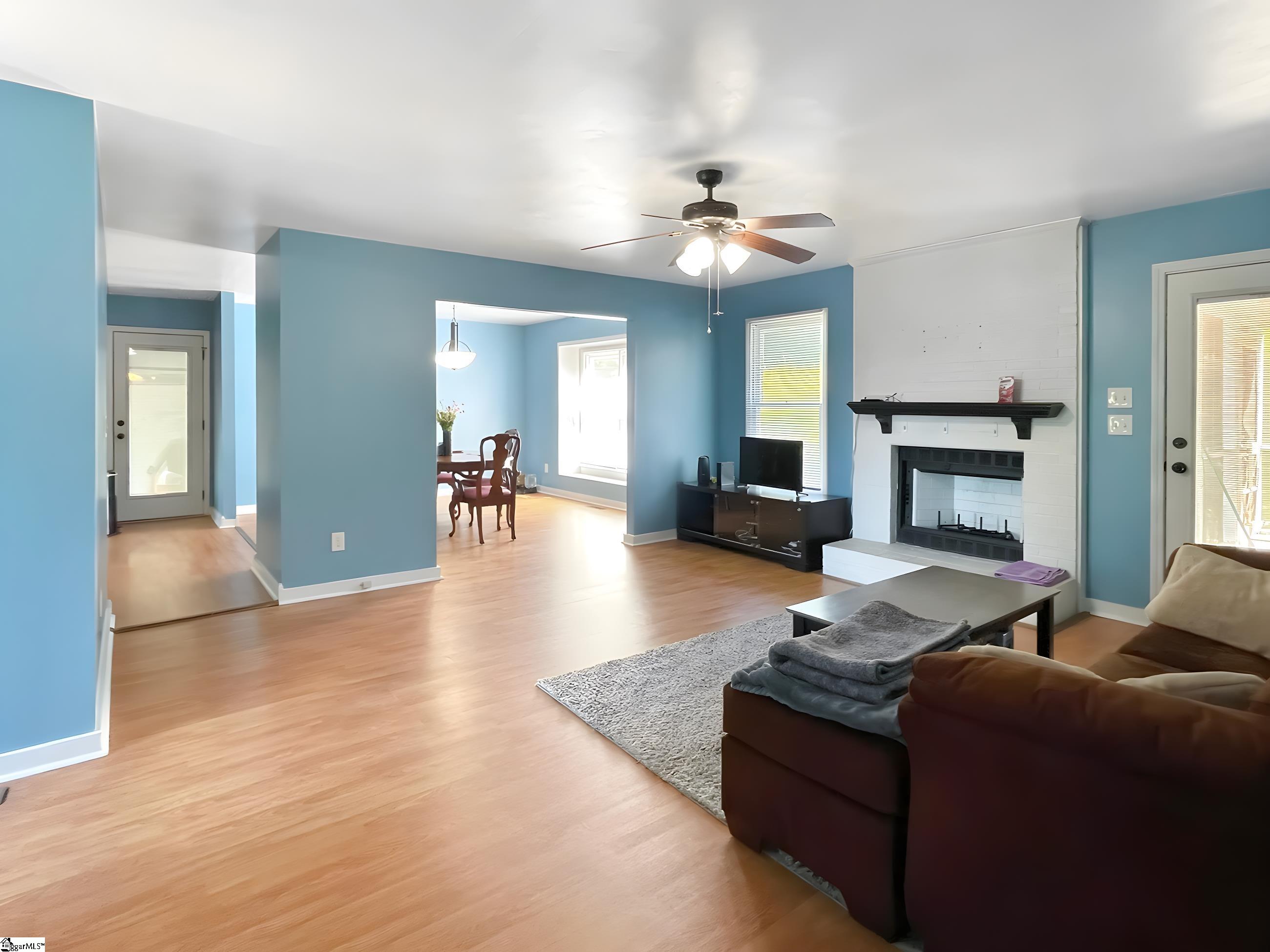 Property image 5 of 210 N Celestial Drive in Crestview Hills, Greer, SC 29651