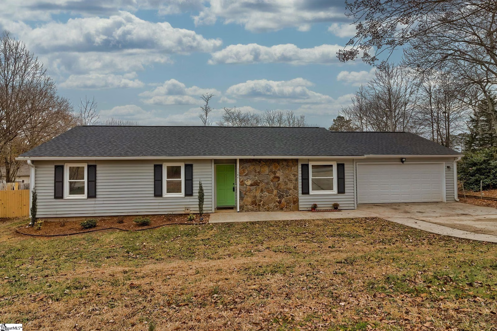 Property image 1 at 122 Apollo Avenue, Greer, SC 29651