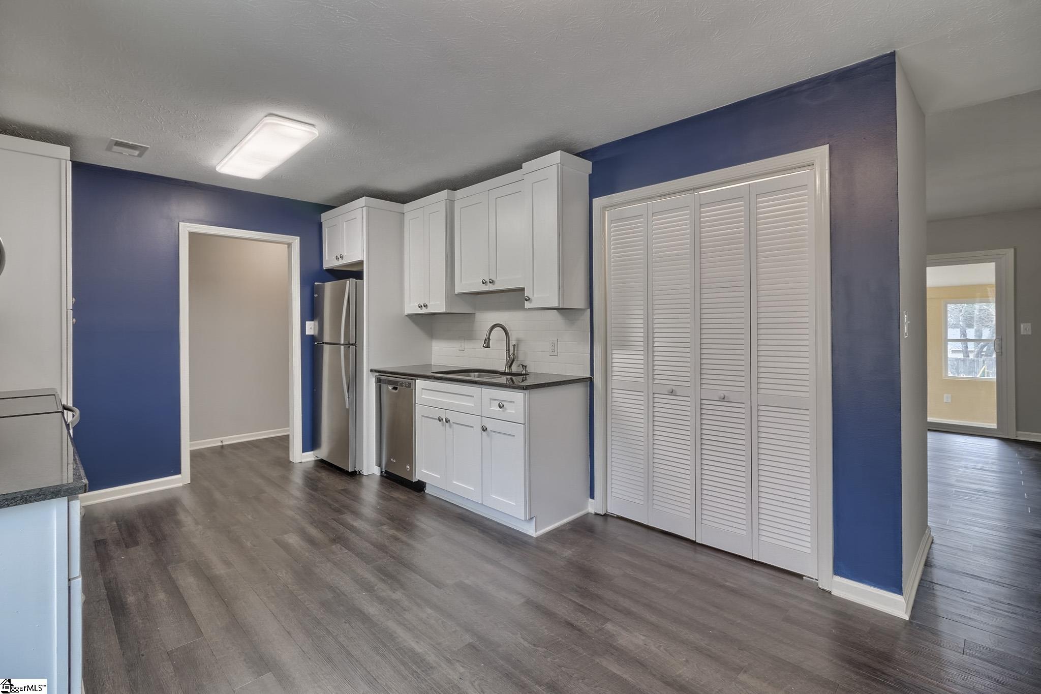 Property image 5 of 122 Apollo Avenue in Crestview Hills, Greer, SC 29651
