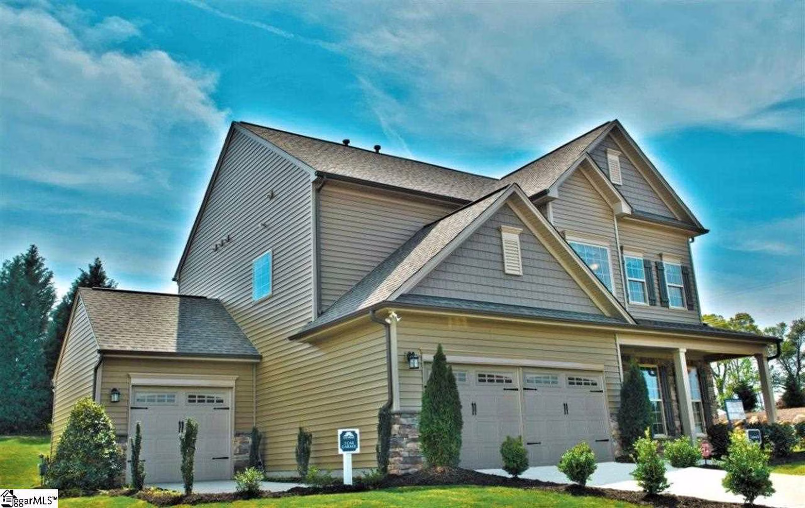 Property image 1 at 301 Cypresshill Court, Simpsonville, SC 29681