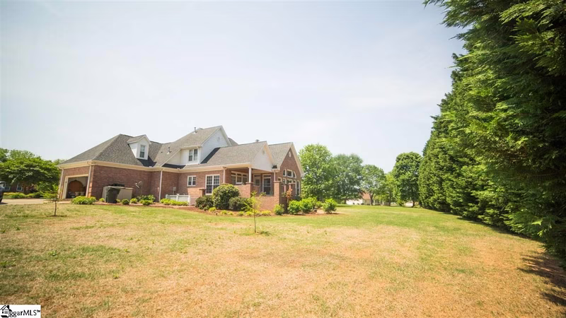 Property image 3 at 517 Silver Ridge Drive, Greer, SC 29651