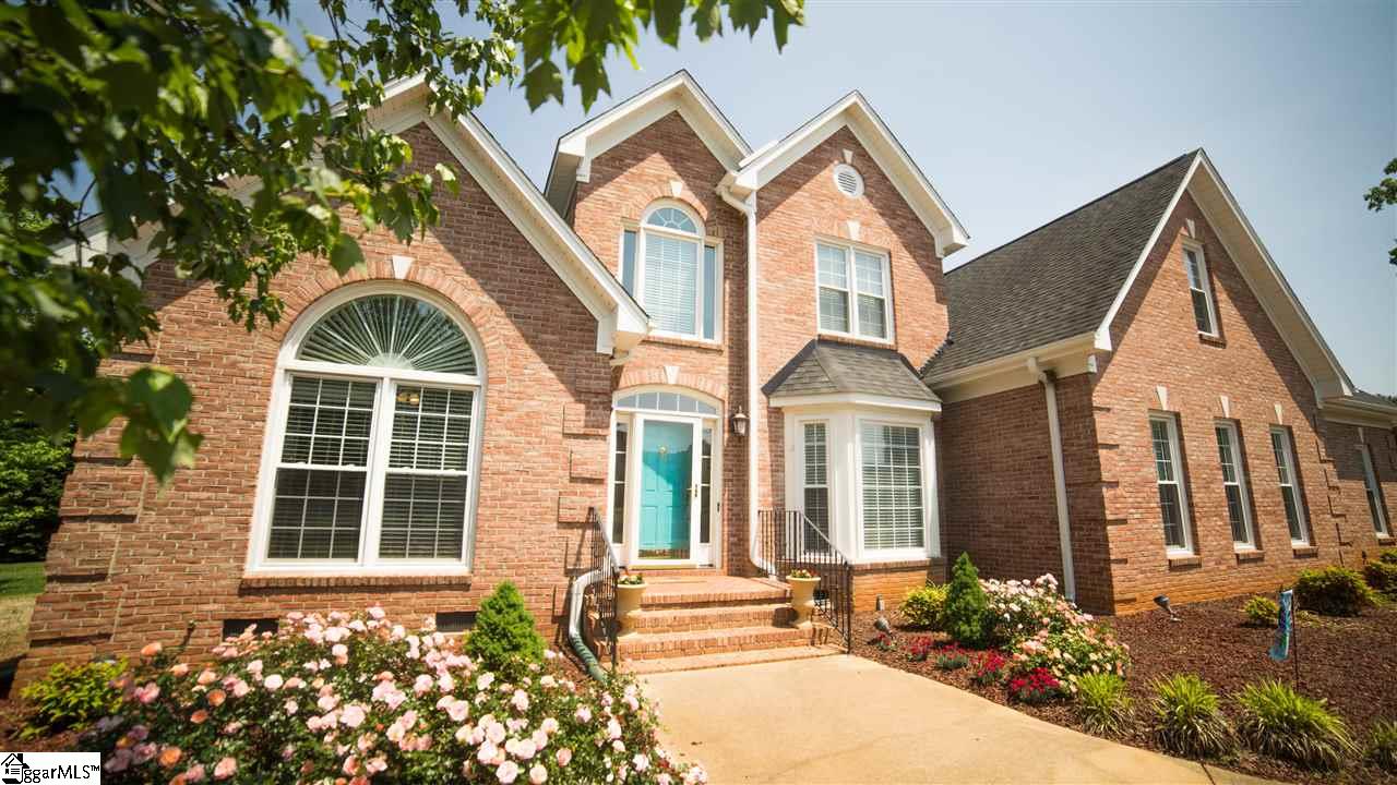 Property image 2 of 517 Silver Ridge Drive in Silver Ridge, Greer, SC 29651