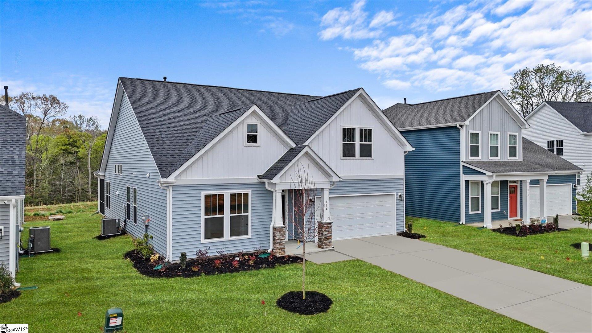 Property image 2 of 814 Rodin Road in Iris Meadows, Moore, SC 29369
