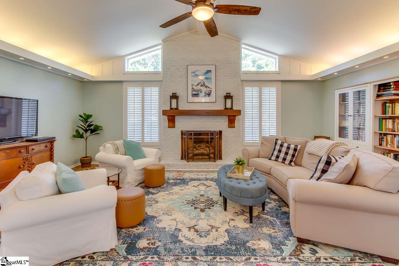 Property image 4 of 6 Wimborne Drive in Kingsgate, Greenville, SC 29615-2436
