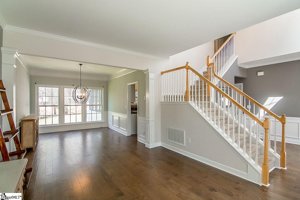 Property image 3 of 207 N Antigo Court in Hudson Forest, Greer, SC 29650