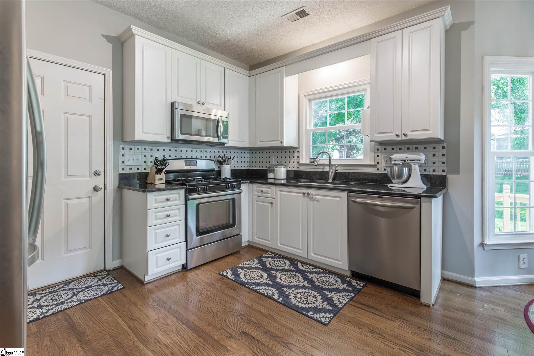 Property image 5 of 102 Summerwalk Place in Summerwalk, Simpsonville, SC 29681