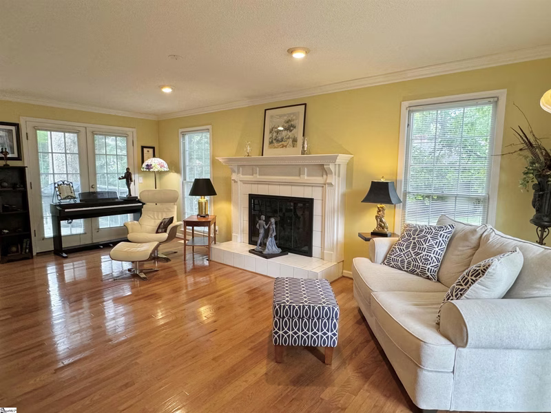 Property image 2 at 401 Bright Water Lane, Greenville, SC 29609