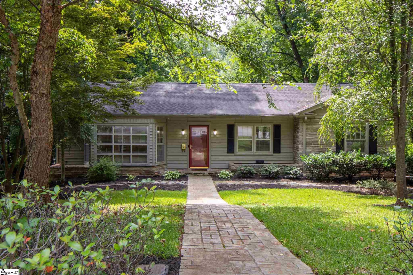 Property image 1 at 160 Dellwood Drive, Greenville, SC 29609