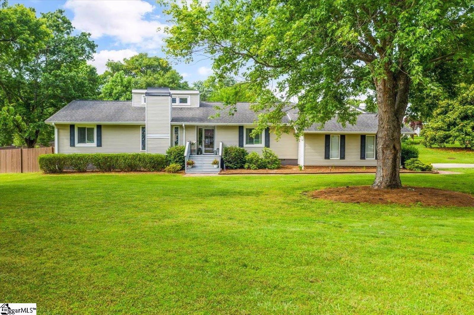 Property image 1 at 910 Harness Trail, Simpsonville, SC 29681