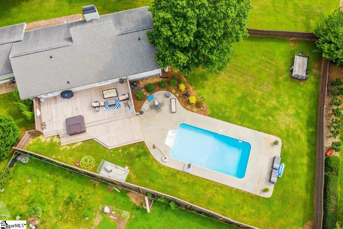 Property image 3 of 910 Harness Trail in Heritage Lakes, Simpsonville, SC 29681