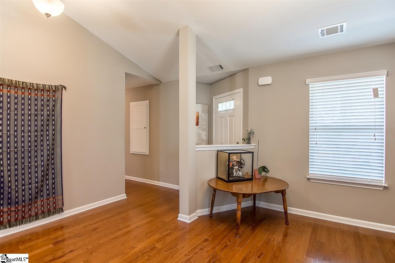 Property image 5 of 525 Eventide Drive in Tyger Shoals, Moore, SC 29369