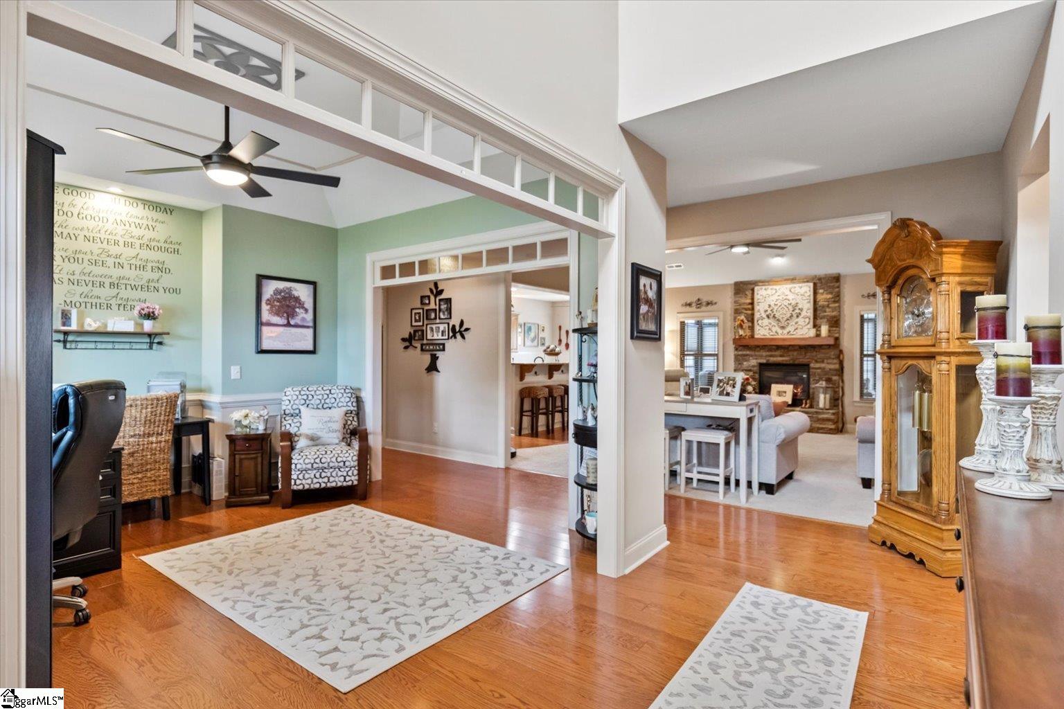 Property image 3 of 2 Dunsborough Drive in Victoria Park, Simpsonville, SC 29680