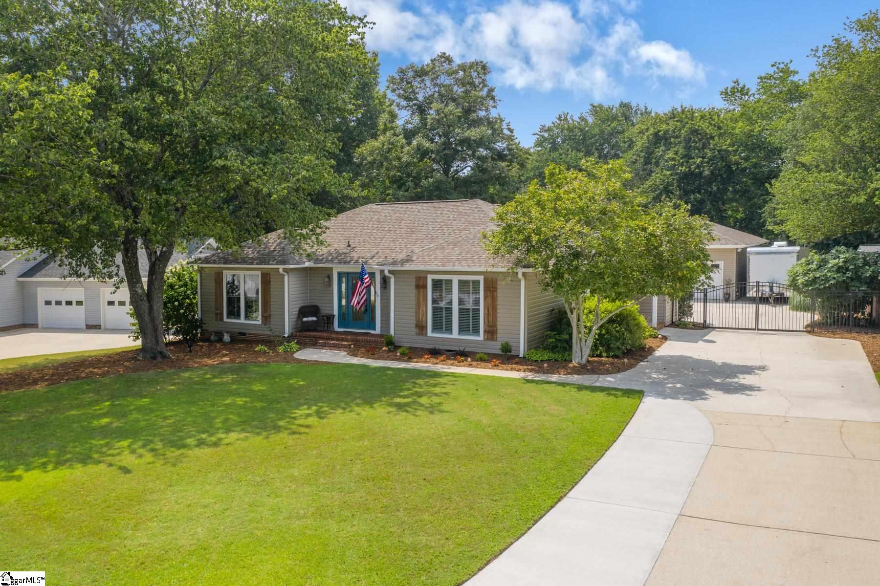 Property image 2 of 805 Harness Trail in Heritage Lakes, Simpsonville, SC 29681