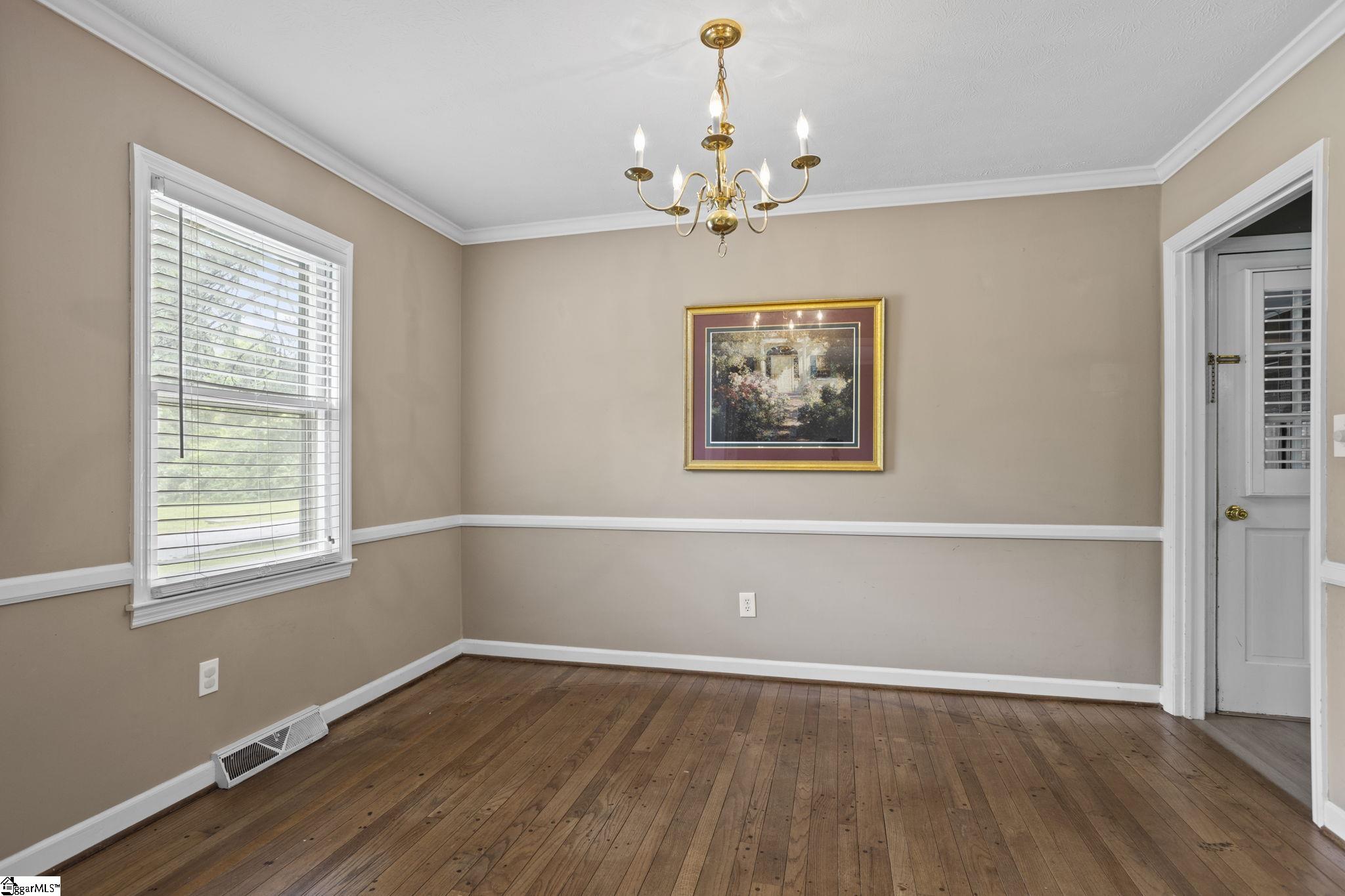 Property image 5 of 128 Colvin Road in Heritage Hills, Greenville, SC 29615