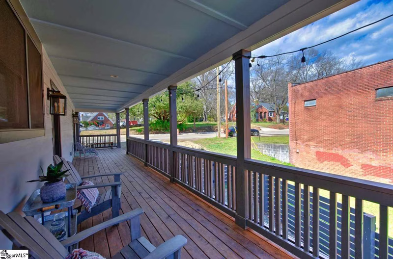 Property image 4 at 404 Overbrook Road, Greenville, SC 29607