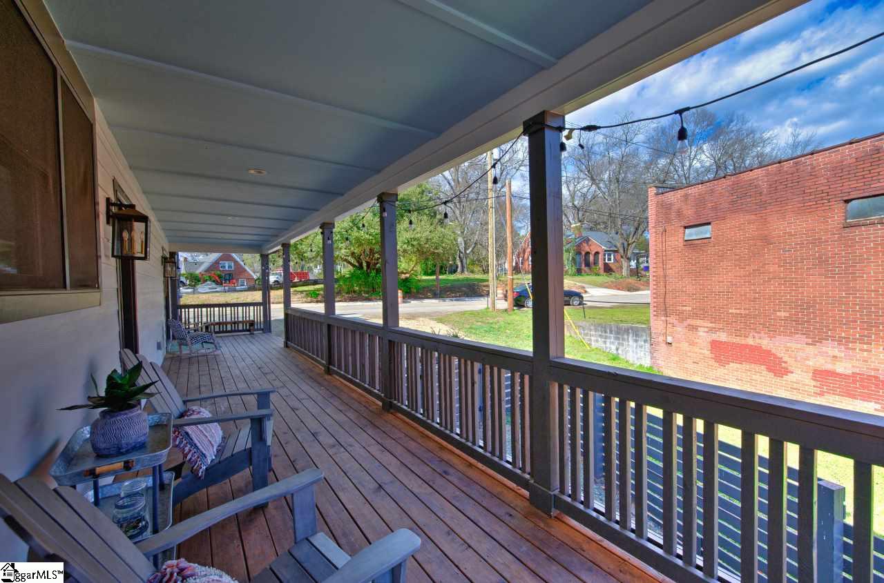 Property image 4 of 404 Overbrook Road in Overbrook Historic, Greenville, SC 29607