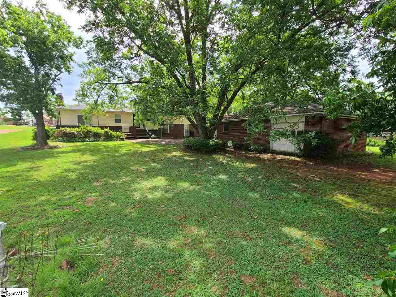 Property image 5 of 908 Plantation Road in Fairfield Acres, Anderson, SC 29621-7134