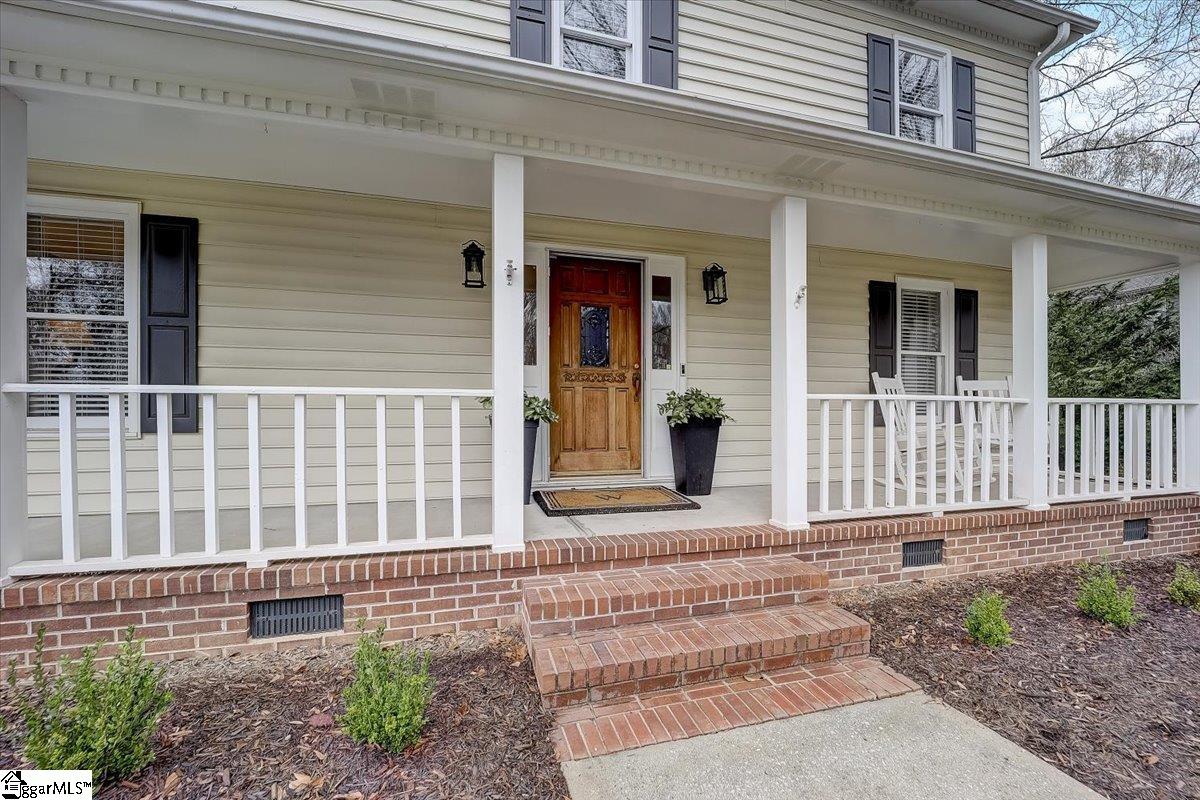 Property image 2 of 104 Wappoo Lane in Ashley Oaks, Taylors, SC 29687