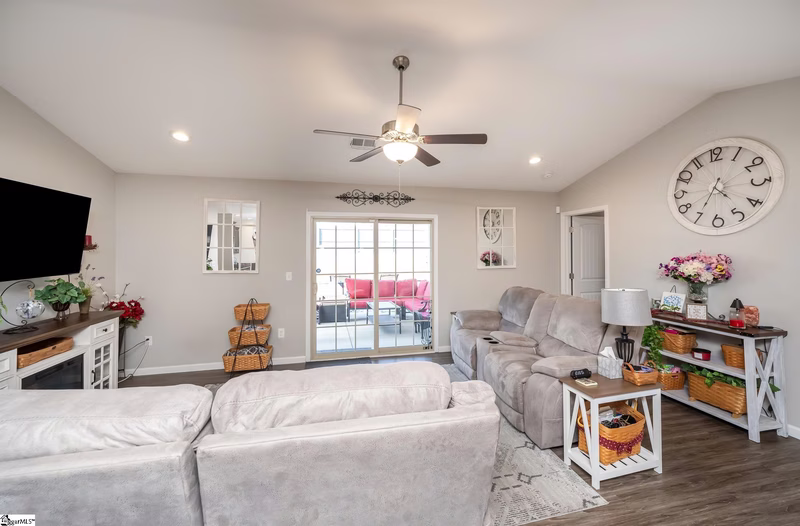 Property image 3 at 113 Sleepy River Road, Simpsonville, SC 29681-8157