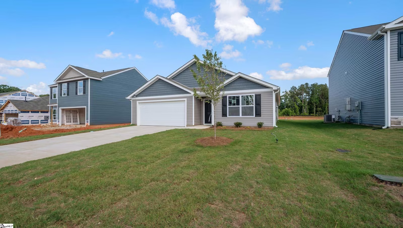 Property image 4 at 111 Larson Lane, Greenwood, SC 29646