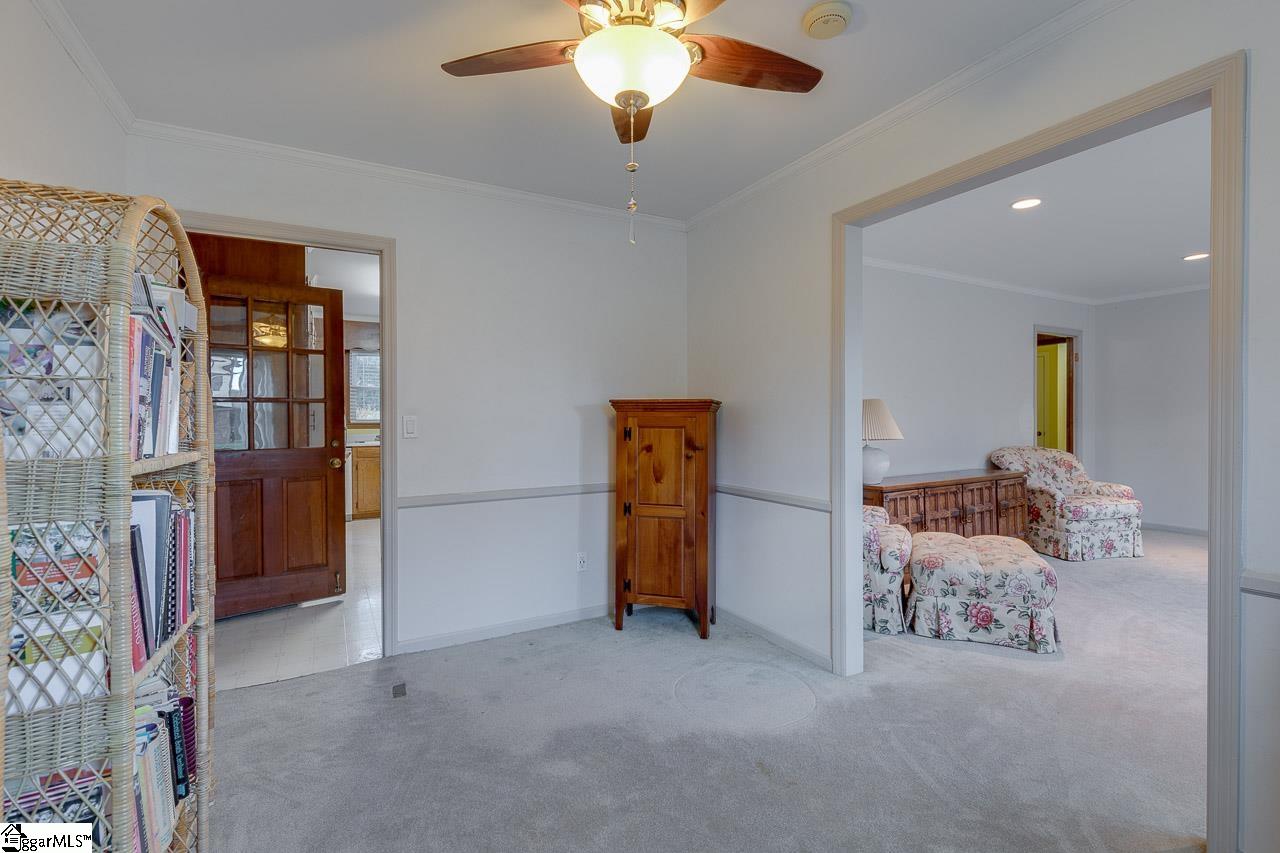 Property image 5 of 2 Belgrave Close in Gray Fox Run, Taylors, SC 29687